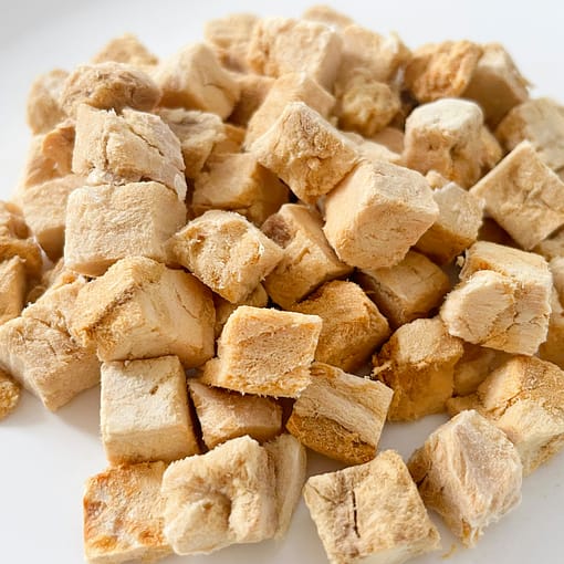 Jollycat Salivating Salmon Freeze Dried Bites Cat Treats 30g - Image 3
