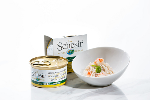 Schesir Cat Can in Jelly Chicken Fillet with Surimi Wet Cat Food 85g